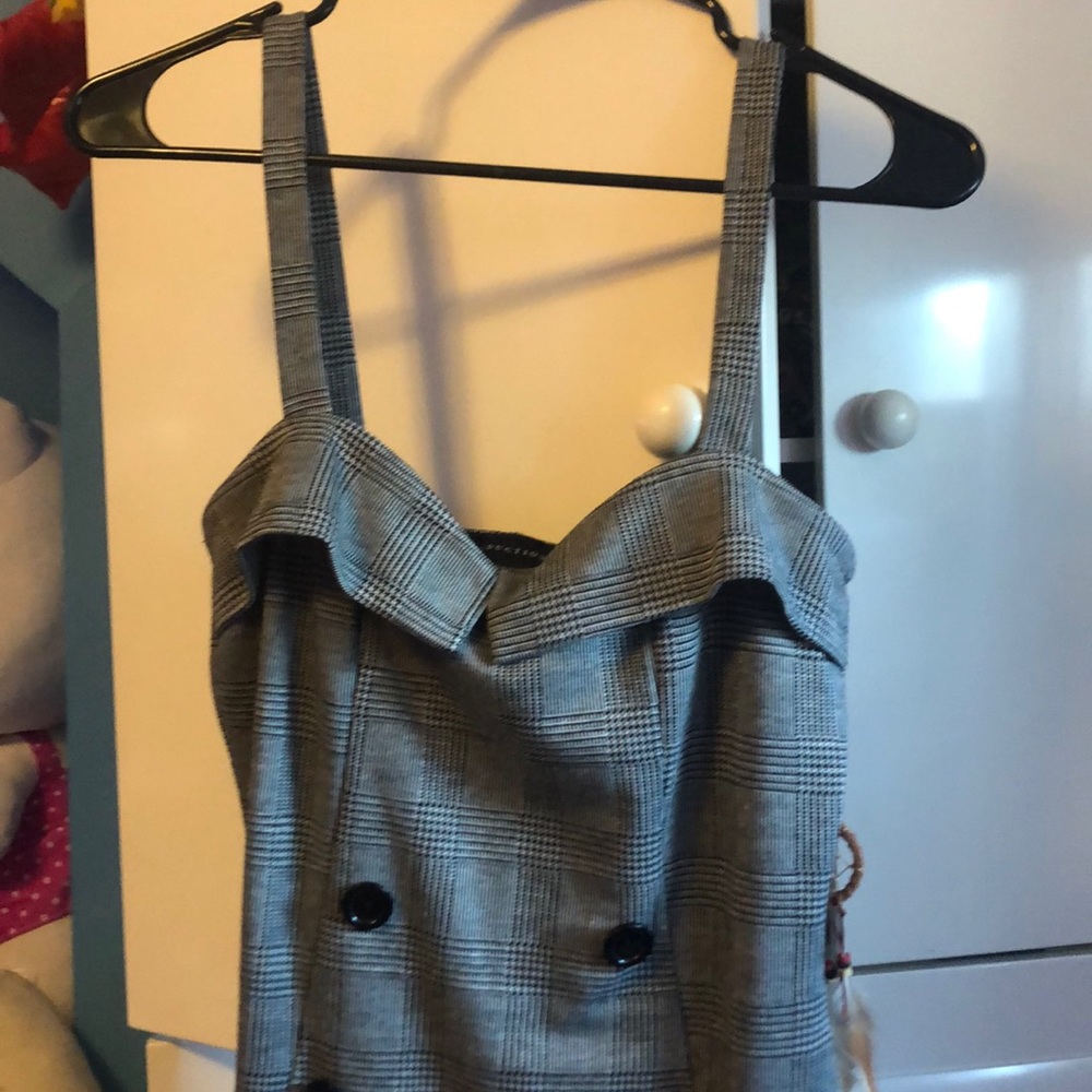 Dress - Picture 3 of 4